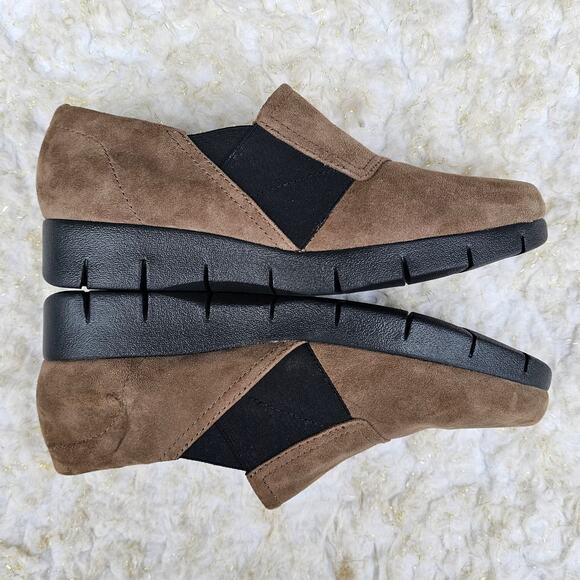 Tan Suede Sport Moc Clarks Daelyn Monarch Moccasins Size 6 Casual Leather Loafer - Picture 12 of 13